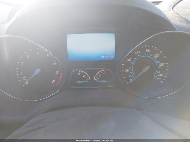 Ford Escape Titanium Image 4