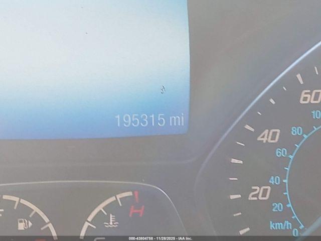 Ford Escape Titanium Image 16