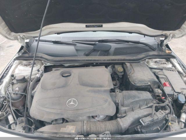 Mercedes-Benz Cla-class 4matic Image 6