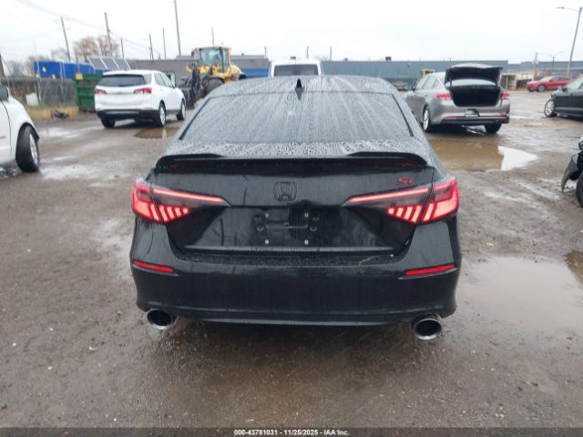 Honda Civic Image 12