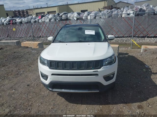 Jeep Compass Limited 4x4 Image 13