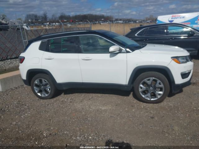 Jeep Compass Limited 4x4 Image 14
