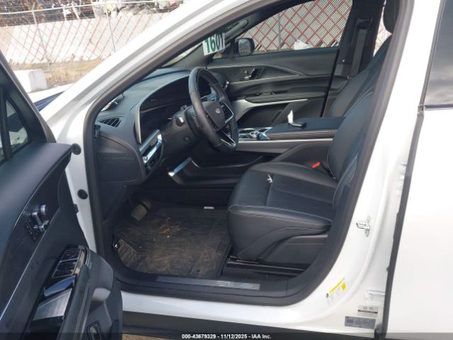 Cadillac LYRIQ Image 13