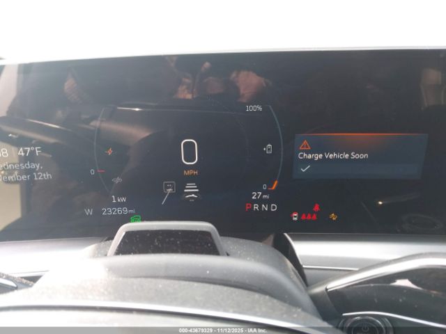 Cadillac LYRIQ Image 11