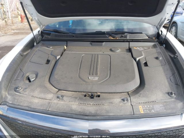 Cadillac LYRIQ Image 14