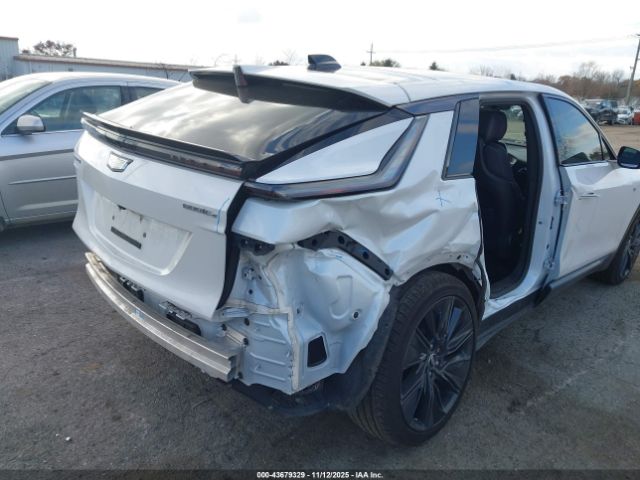 Cadillac LYRIQ Image 5