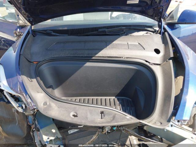 Tesla Model Y Image 5