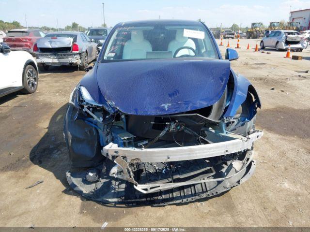 Tesla Model Y Image 17