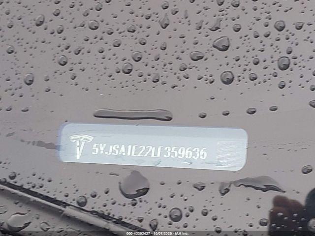 Tesla Model S Image 14