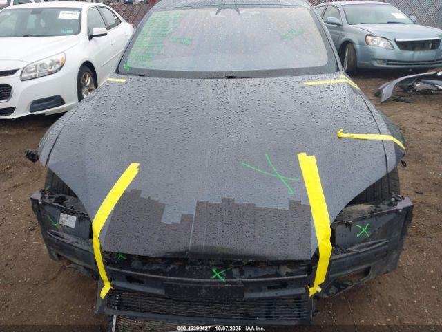 Tesla Model S Image 9