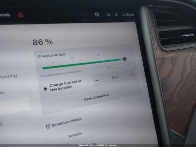 Tesla Model S Image 2