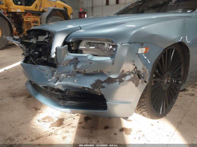 Rolls-Royce Dawn Image 6