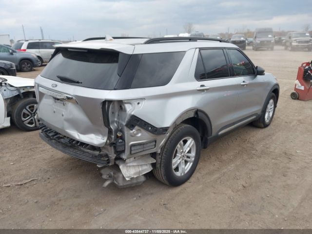 Ford Explorer Xlt Image 8