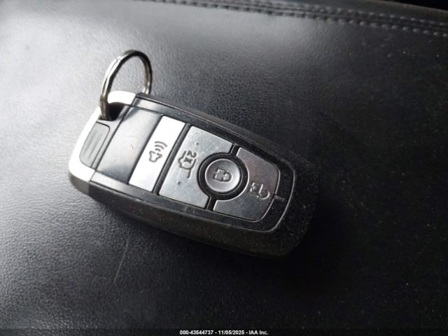 Ford Explorer Xlt Image 13