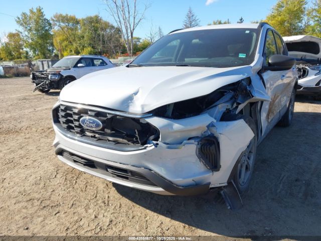 Ford Escape St-line Image 2