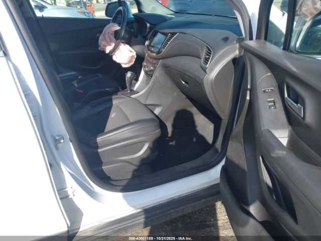 Chevrolet Trax Lt Image 5