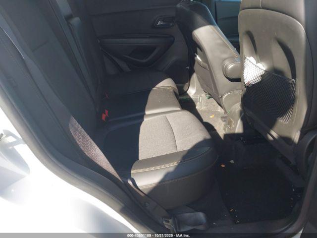 Chevrolet Trax Lt Image 7