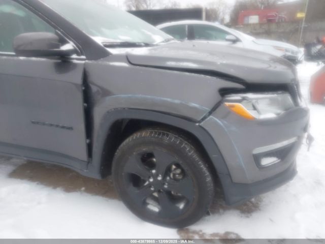 Jeep Compass Altitude 4x4 Image 4