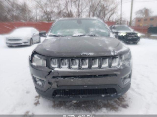 Jeep Compass Altitude 4x4 Image 10