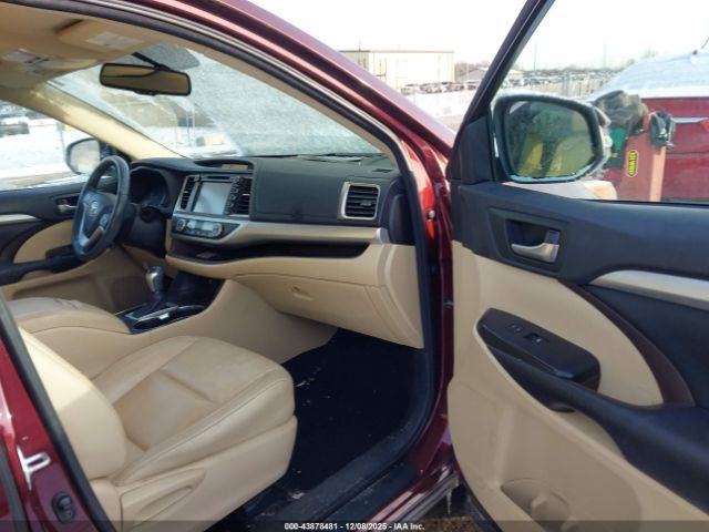 Toyota Highlander Xle V6 Image 3