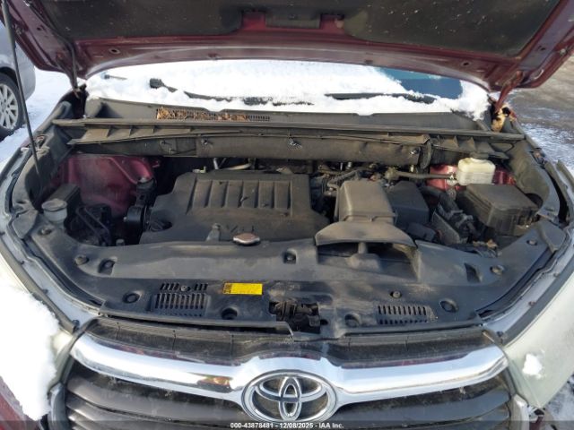 Toyota Highlander Xle V6 Image 10