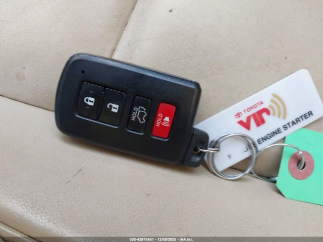 Toyota Highlander Xle V6 Image 9