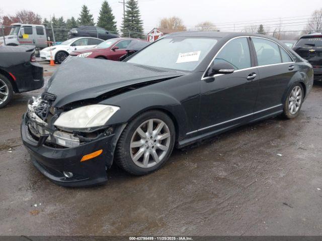 Mercedes-Benz S-Class 4matic Image 17