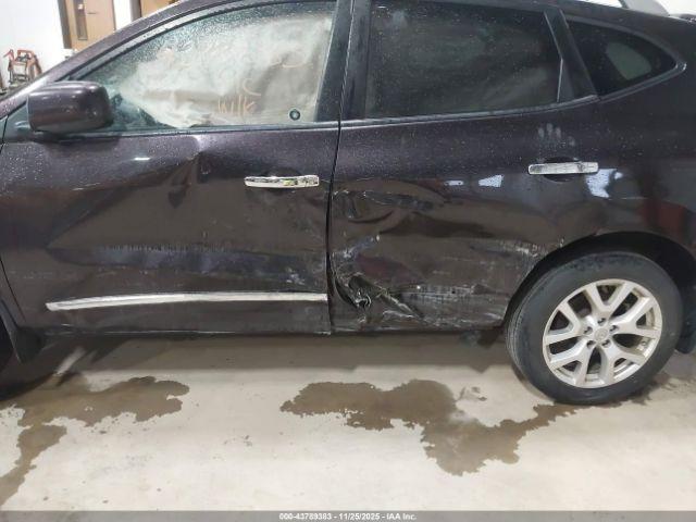 Nissan Rogue Sv Image 7