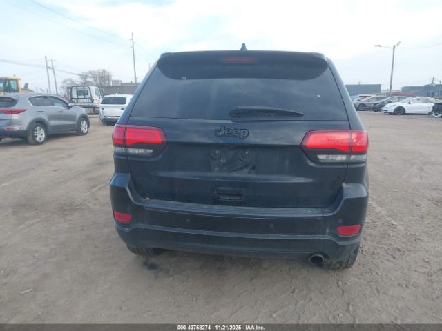 Jeep Grand Cherokee Altitude 4x4 Image 4