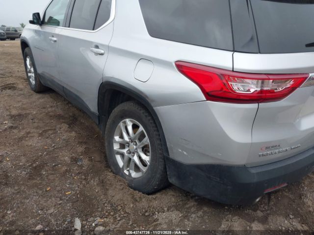 Chevrolet Traverse Awd Lt Cloth Image 6