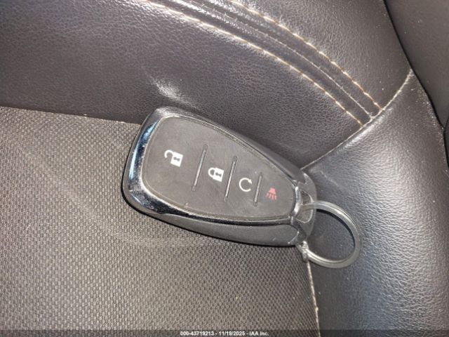 Chevrolet Trax Lt Image 2