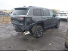 Jeep Grand Cherokee Overland 4x4 Image 3