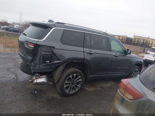 Jeep Grand Cherokee Overland 4x4 Image 7