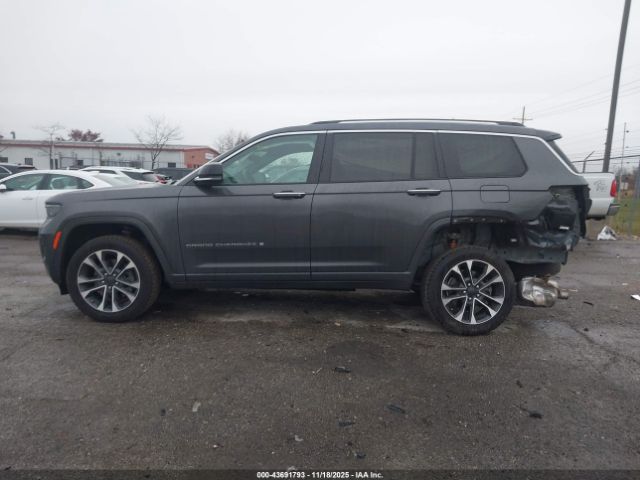 Jeep Grand Cherokee Overland 4x4 Image 5