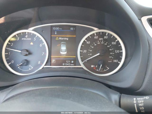 Nissan Sentra Image 13