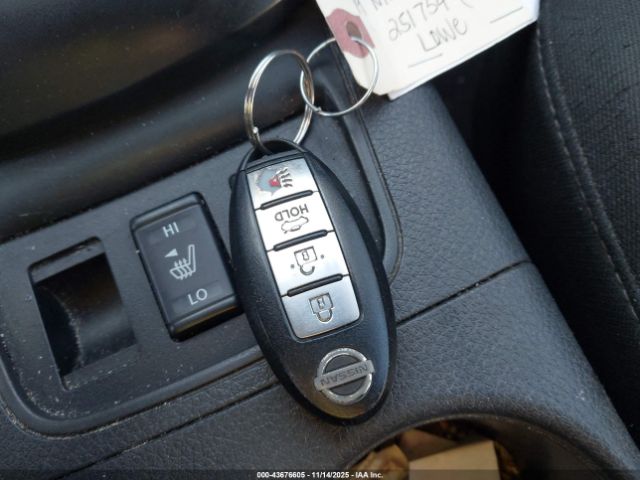 Nissan Sentra Image 9