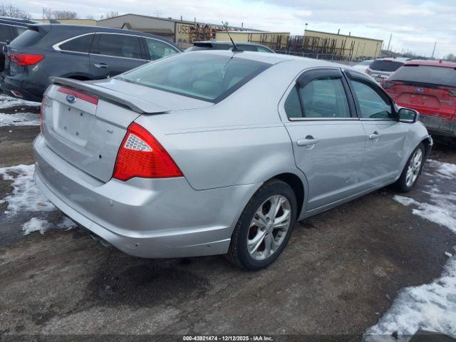 Ford Fusion Se Image 8