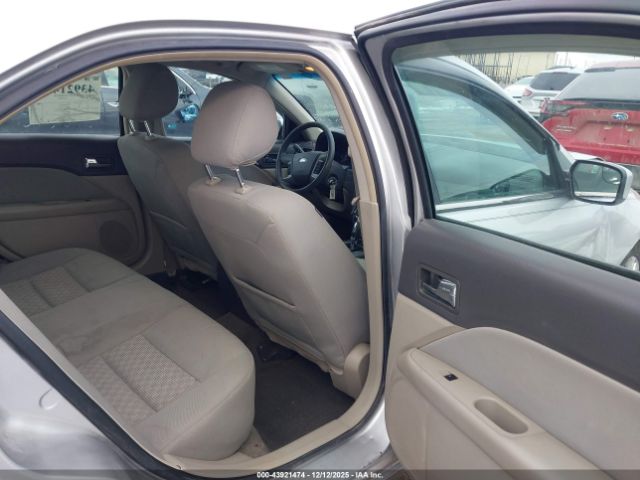 Ford Fusion Se Image 7