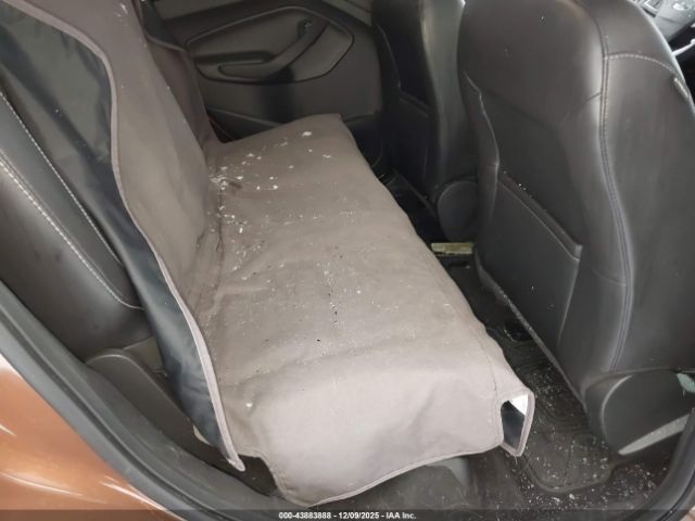 Ford Escape Titanium Image 6