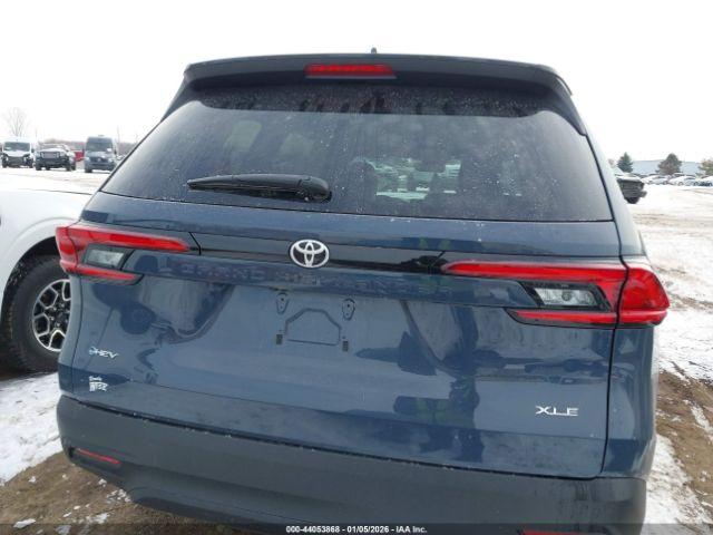 Toyota Grand Highlander Hybrid Xle Image 11