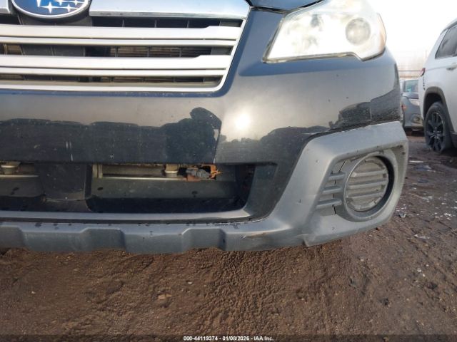 Subaru Outback 2.5i Image 7