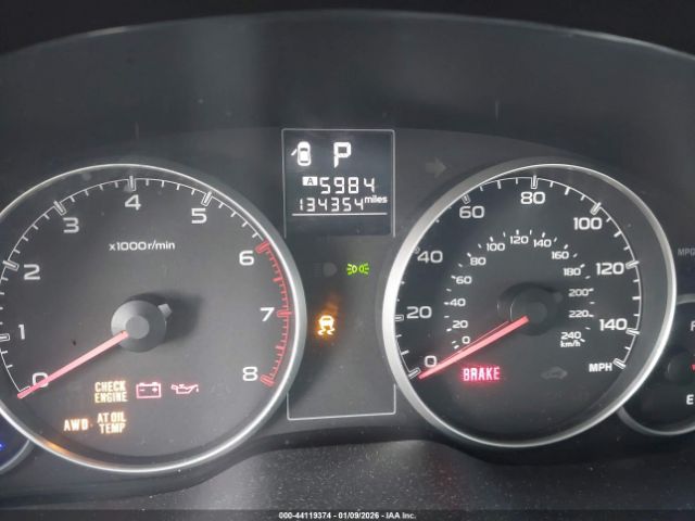 Subaru Outback 2.5i Image 10