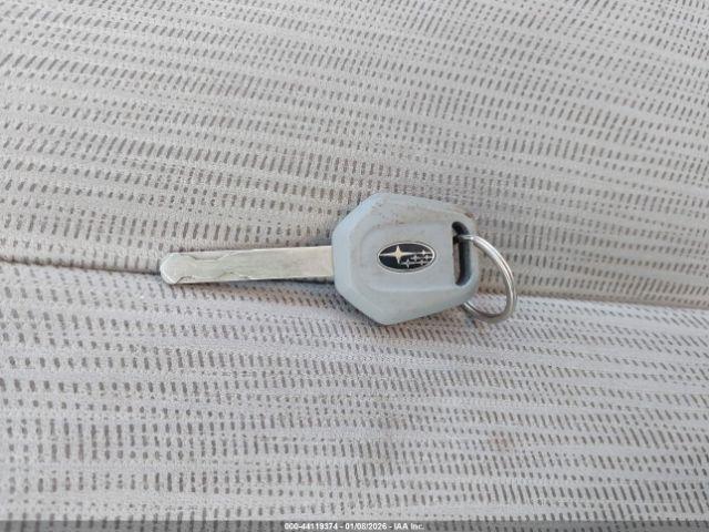 Subaru Outback 2.5i Image 2