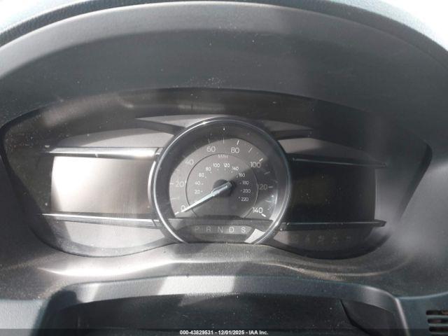 Ford Explorer Sport Image 9