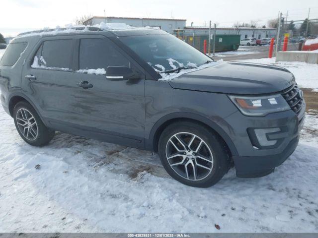 Ford Explorer Sport Image 15