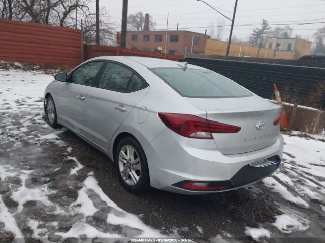 Hyundai ELANTRA Sel Image 4