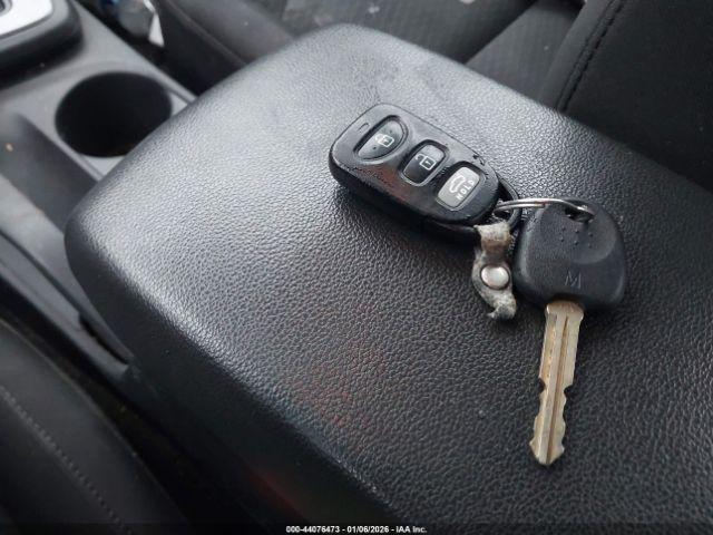 Hyundai ELANTRA Sel Image 7