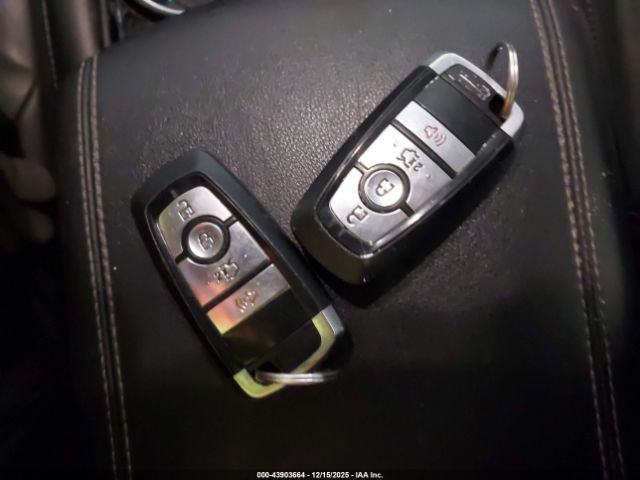 Ford Edge Titanium Image 6