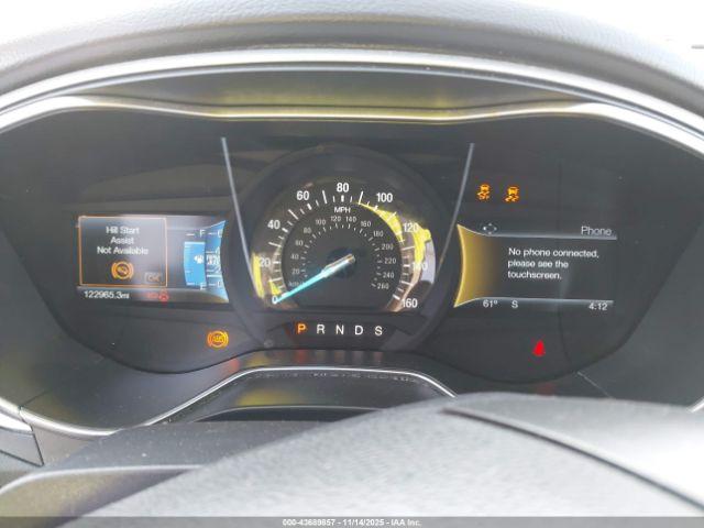 Ford Fusion Se Image 4