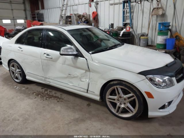 Mercedes-Benz C-Class Image 15